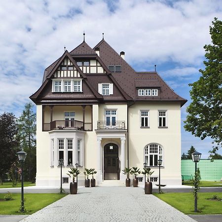 Tauroa Steirerschloessl Hotel Zeltweg Exterior photo