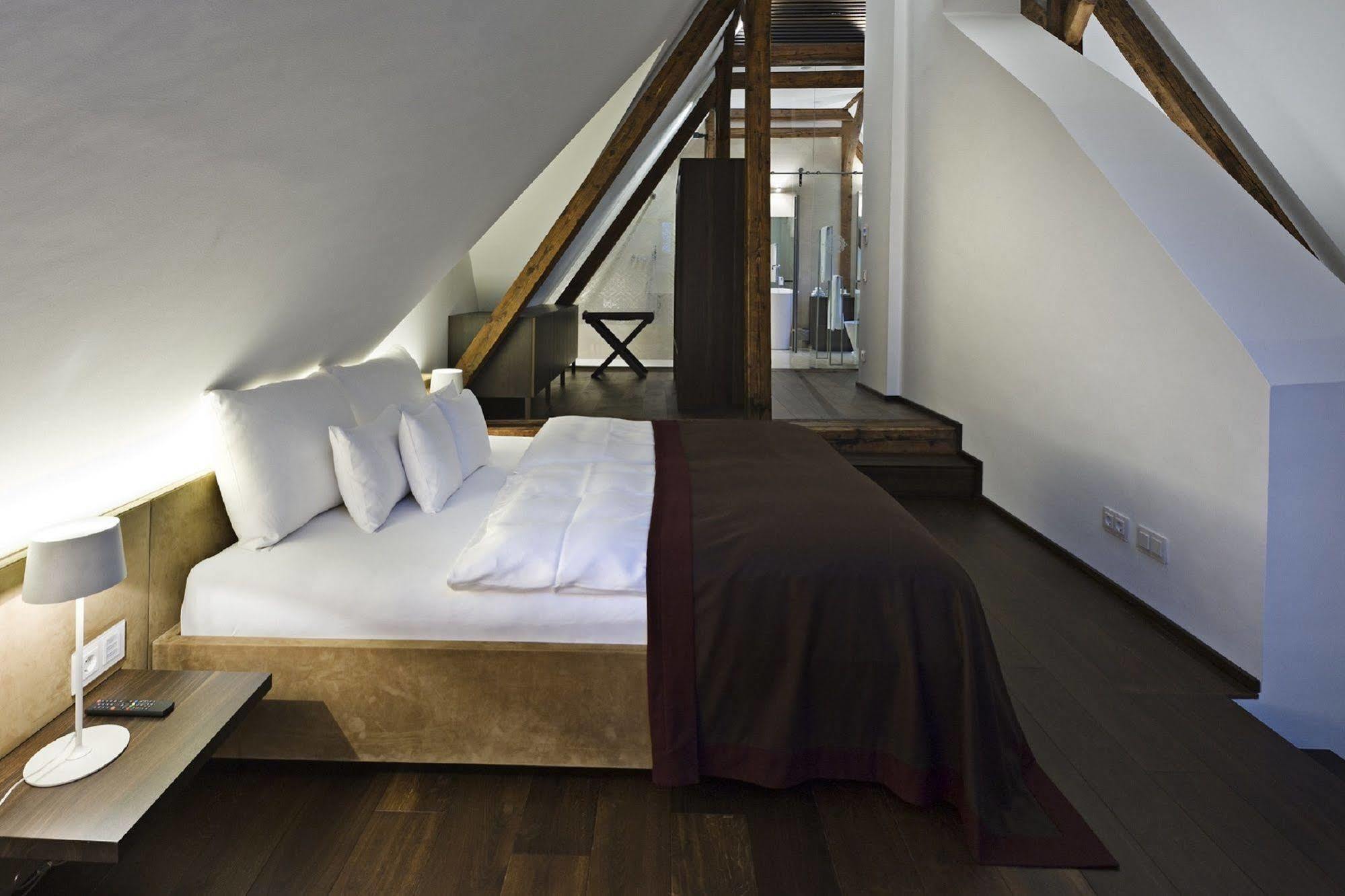 Tauroa Steirerschloessl Hotel Zeltweg Exterior photo